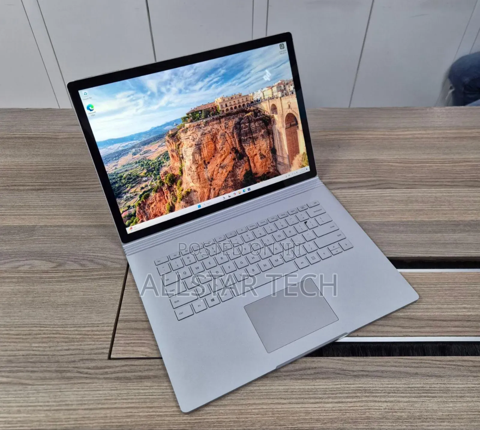 Laptop Microsoft 16GB Intel Core I7 SSD 512GB