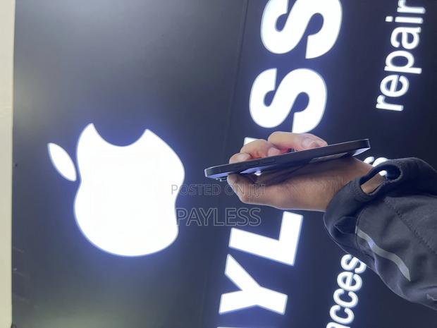 Apple iPhone 15 128 GB Black - thumbnail 3