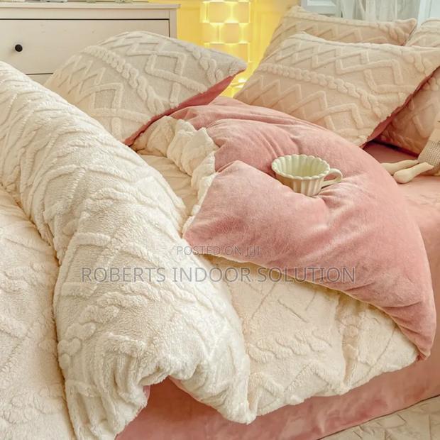 Charge Your Bed Game - main view