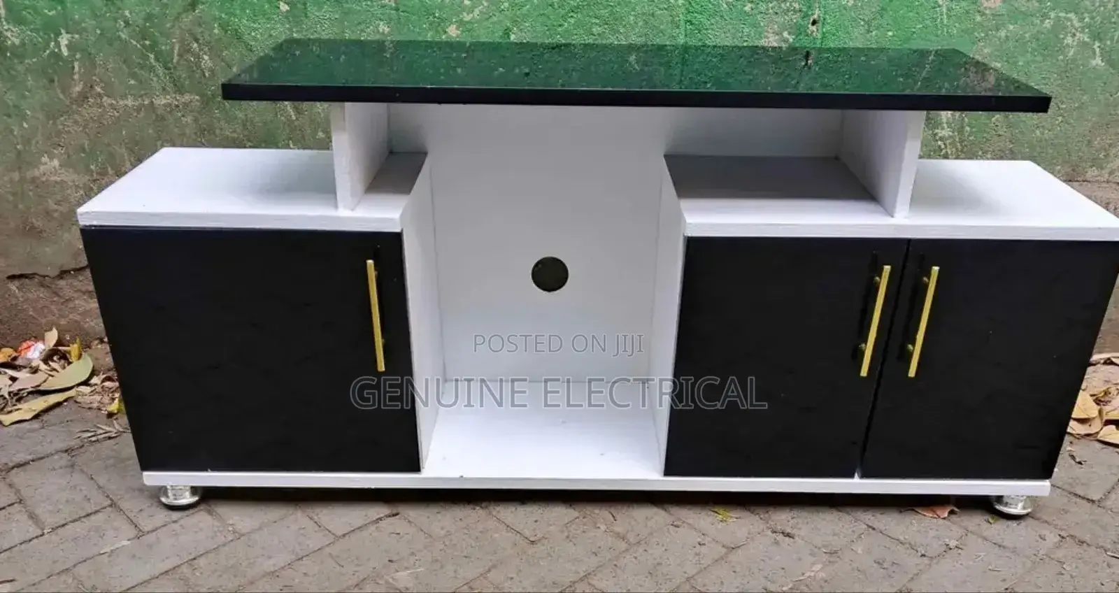 Instabul 2 Television Stand