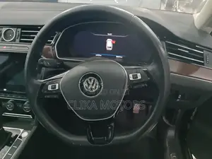 Volkswagen Passat 2.0T SE 2018 Black