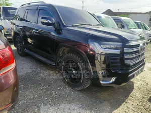 Toyota Land Cruiser Prado 2016 Black