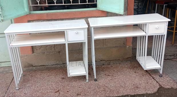 Manicure Tables With Powder-Coating Finish. - main view