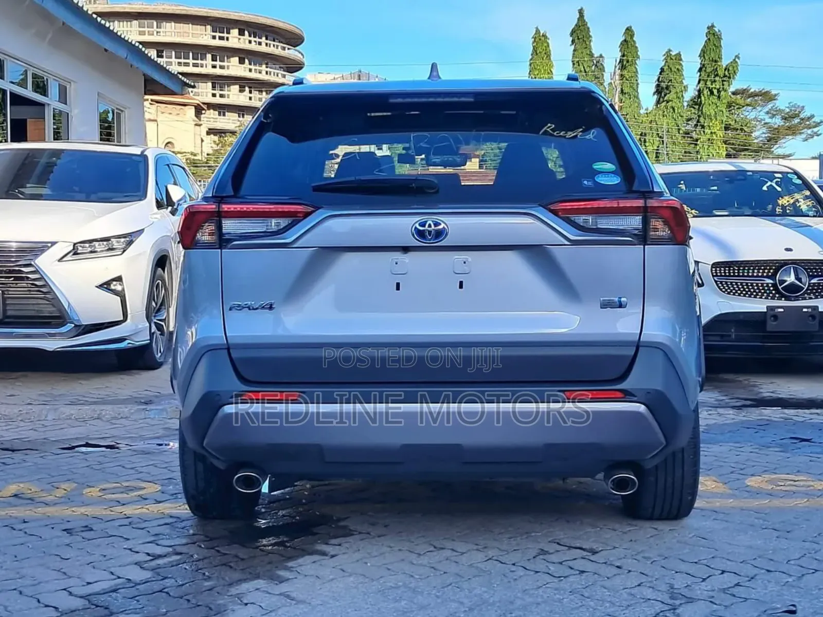 Toyota RAV4 Hybrid 2020 Silver