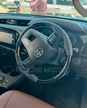 Toyota Hilux 2021 Matt Black