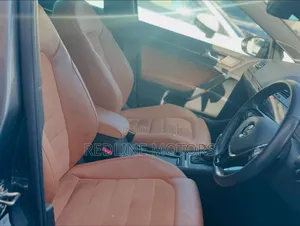 Volkswagen Golf 2018 Gray