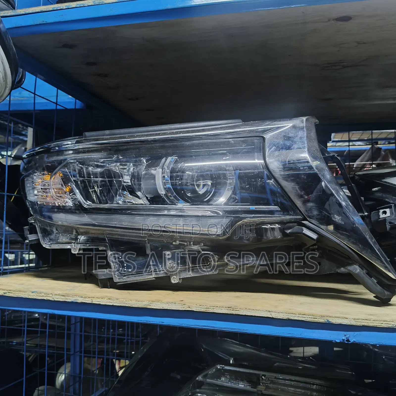 Toyota Prado 165 Xenon Headlight