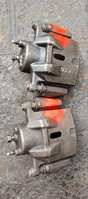 Nze, Ractis, Fielder Front Calipers.