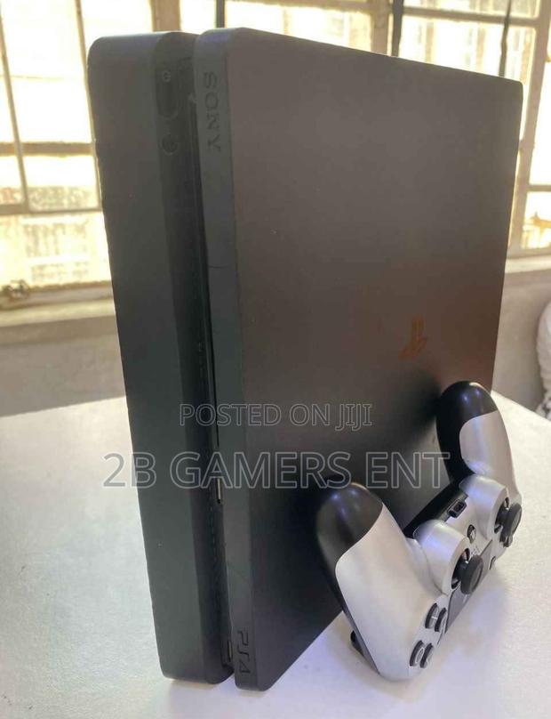 Version 9.00 Chipped Ps4 1tb - thumbnail 4