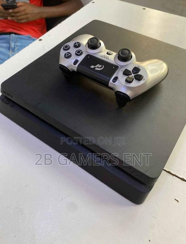 Version 9.00 Chipped Ps4 1tb - thumbnail 3