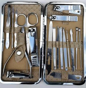 19 Pc Nail Cutter Set*Easy to Clean - thumbnail 2