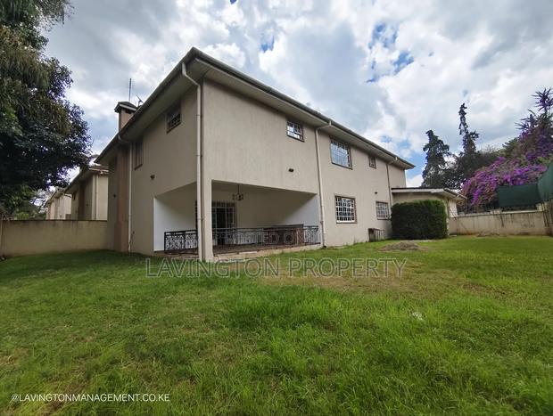 4bdrm Townhouse / Terrace in Maziwa for rent