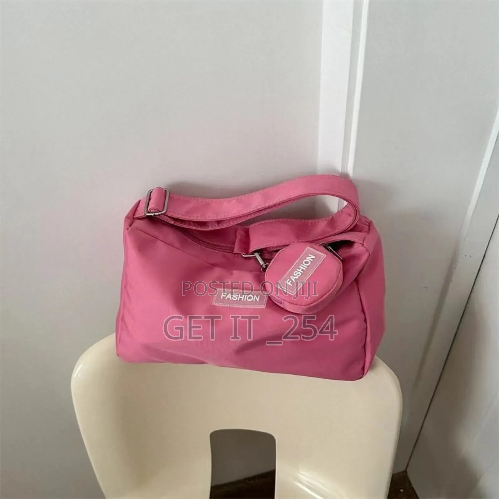 *Fashion Adjustable Shoulder Bag Size:30x12x17cm