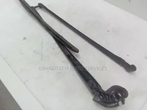Toyota Vitz 2012- 2021 Wiper Arm.