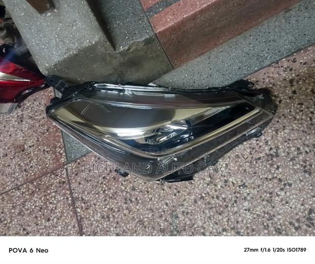Headlamp Vitz 2015 - thumbnail 4