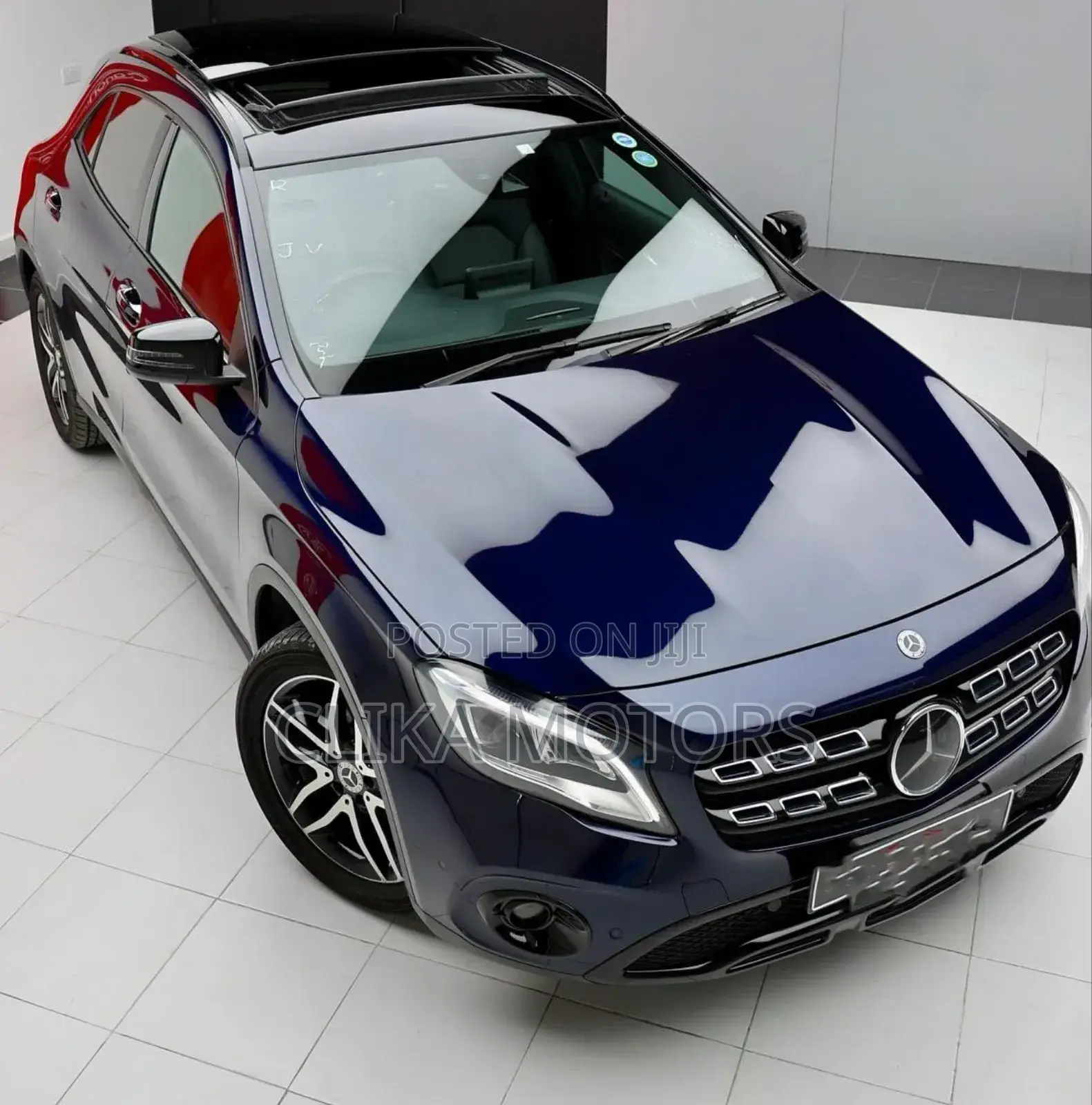 Mercedes-Benz GLA 250 2018 Blue
