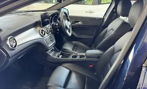 Mercedes-Benz GLA 250 2018 Blue