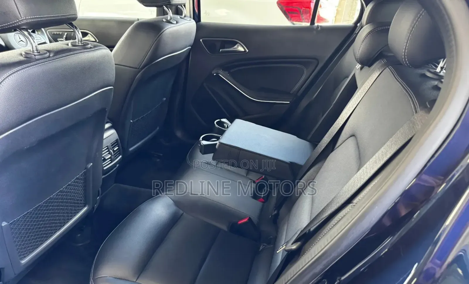 Mercedes-Benz GLA 250 2018 Blue