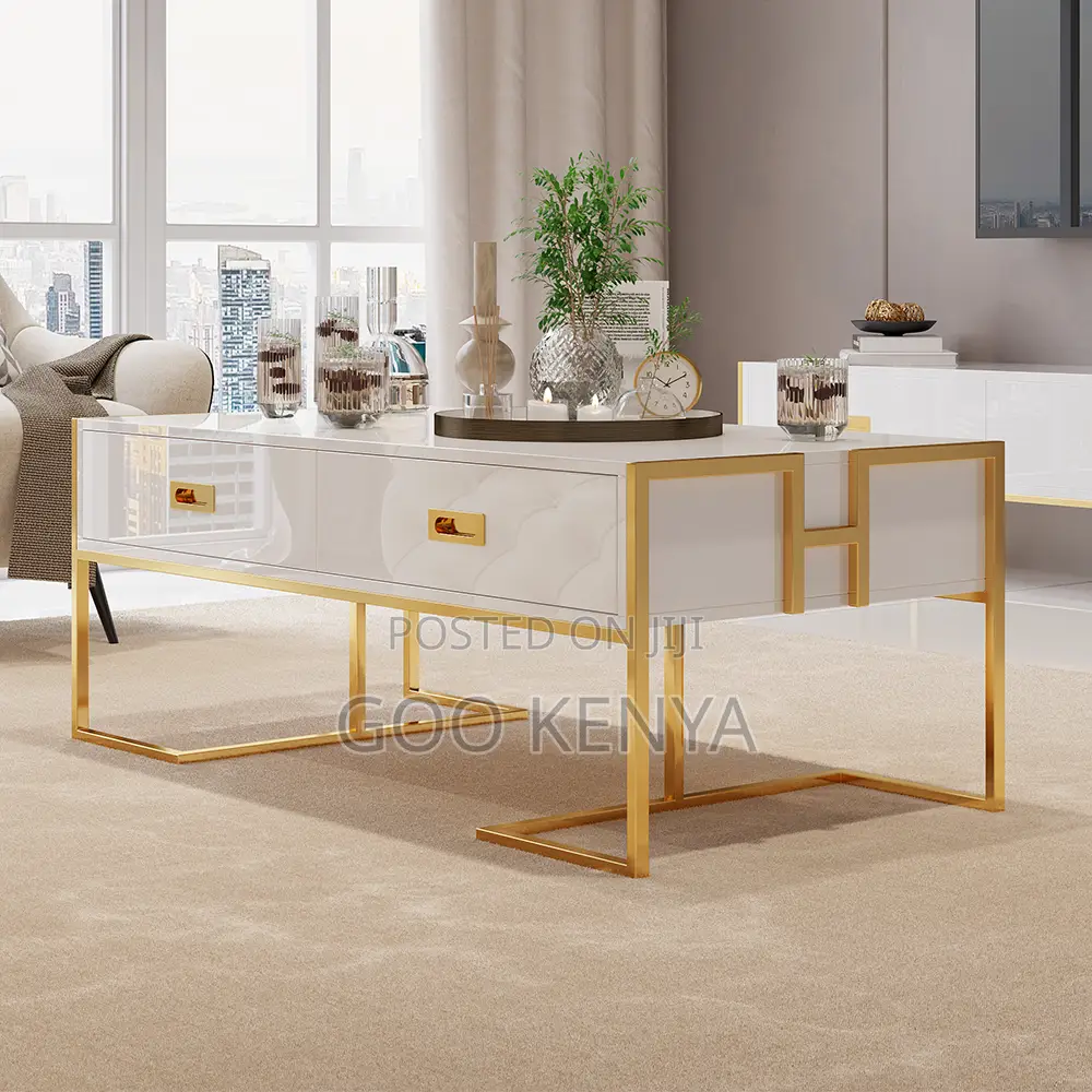 Coffee Table; Black Sleek Coffee Table