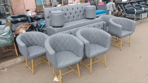 3 Seater Pedicure Seat and 5 Styling Seats, Grey 