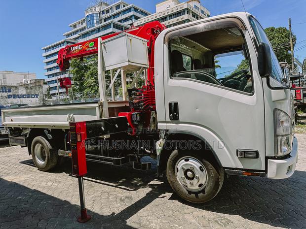 Isuzu Elf Crain - thumbnail 13