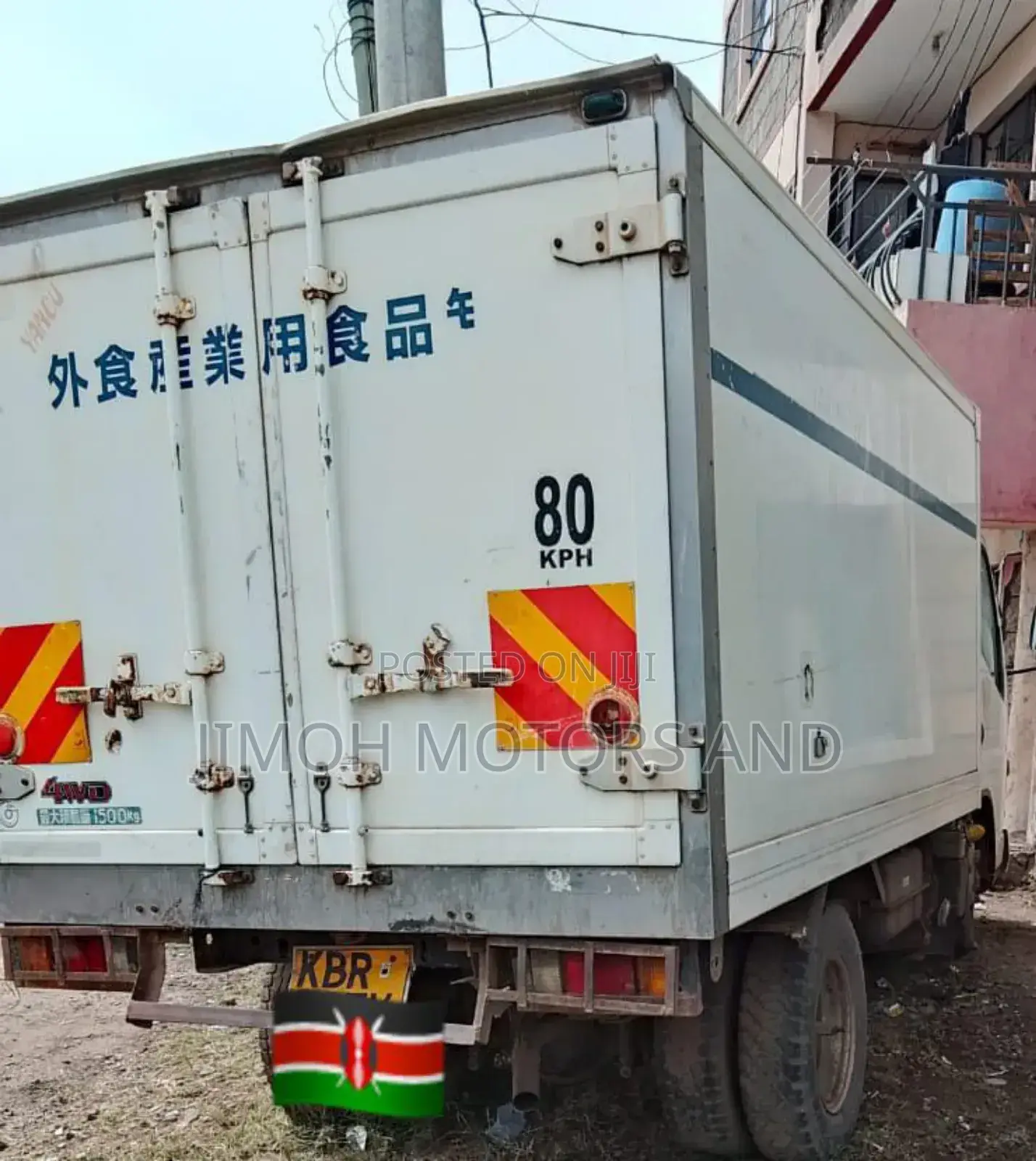 Mitsubishi Fuso Canter 2006 White