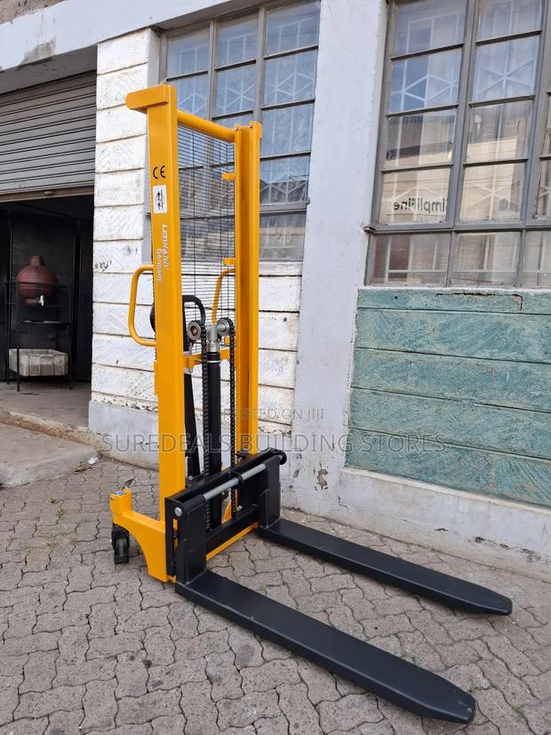 Manual Stacker/Hand Pallet Stacker-2t,1.6mtrs - main view