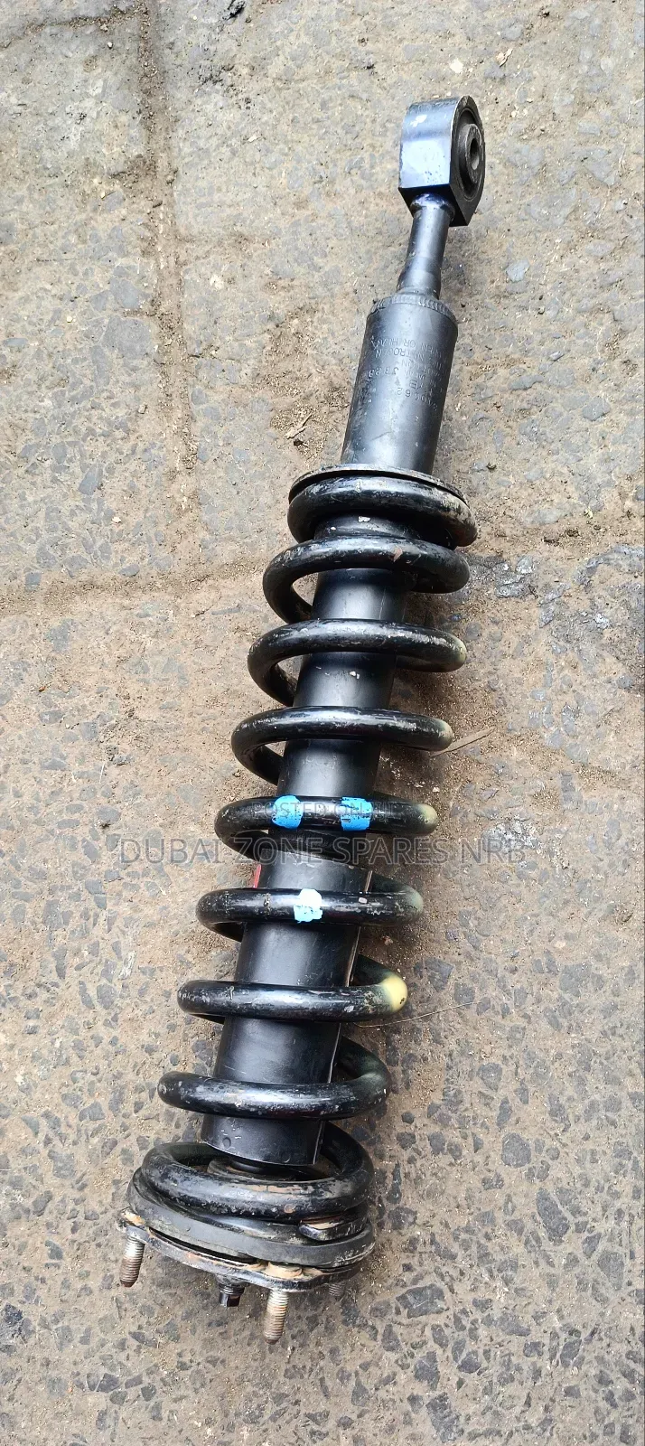 Shocks Land Cruiser V8 200-Series.