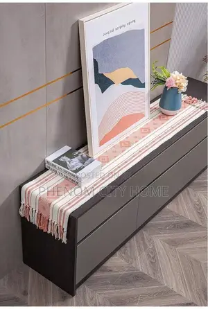 Anti Wrinkle High Quality Table Runers