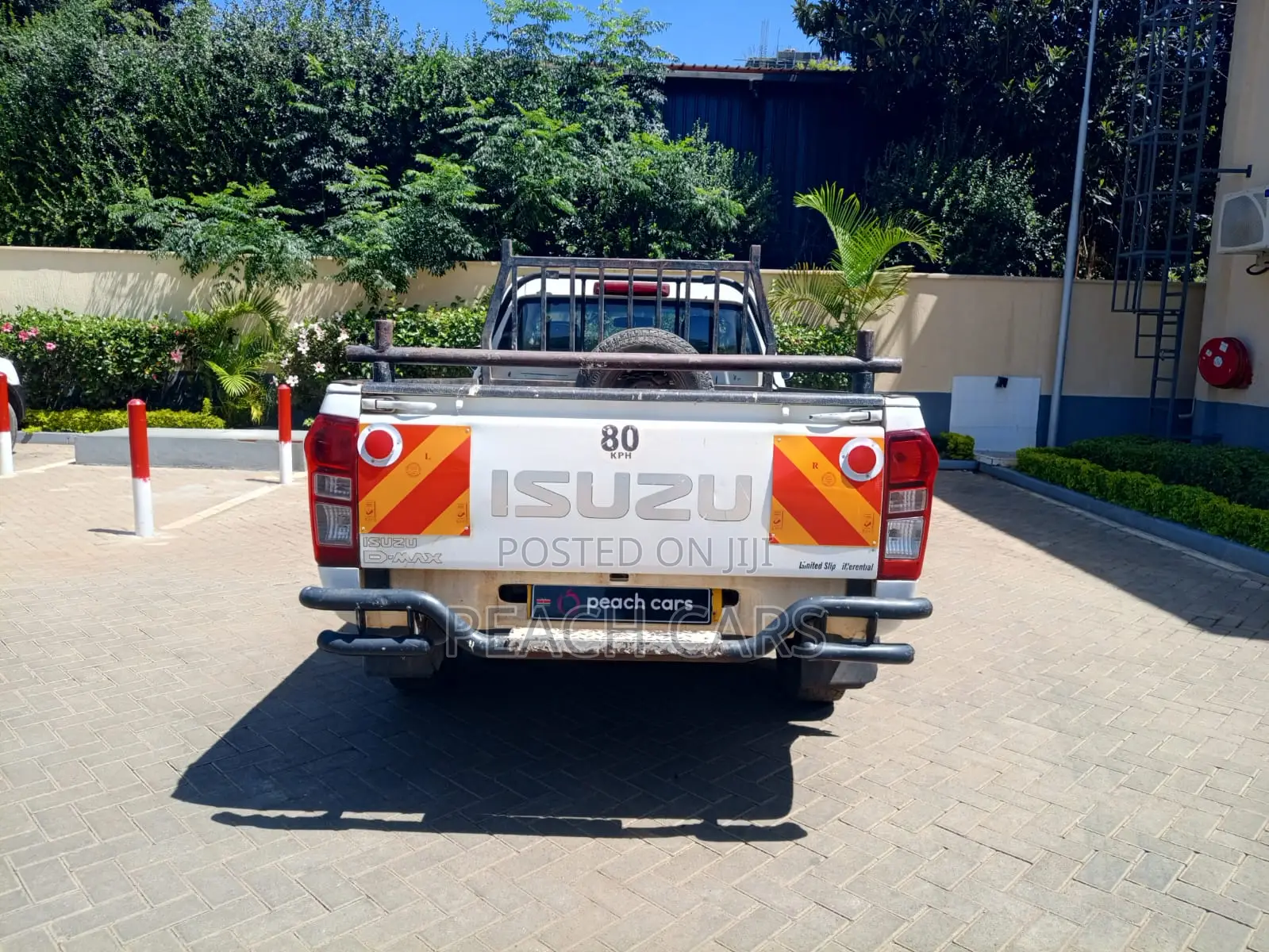Isuzu D-MAX 2021 White