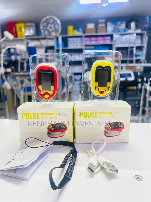 Pediatric Pulse Oximeter - main view