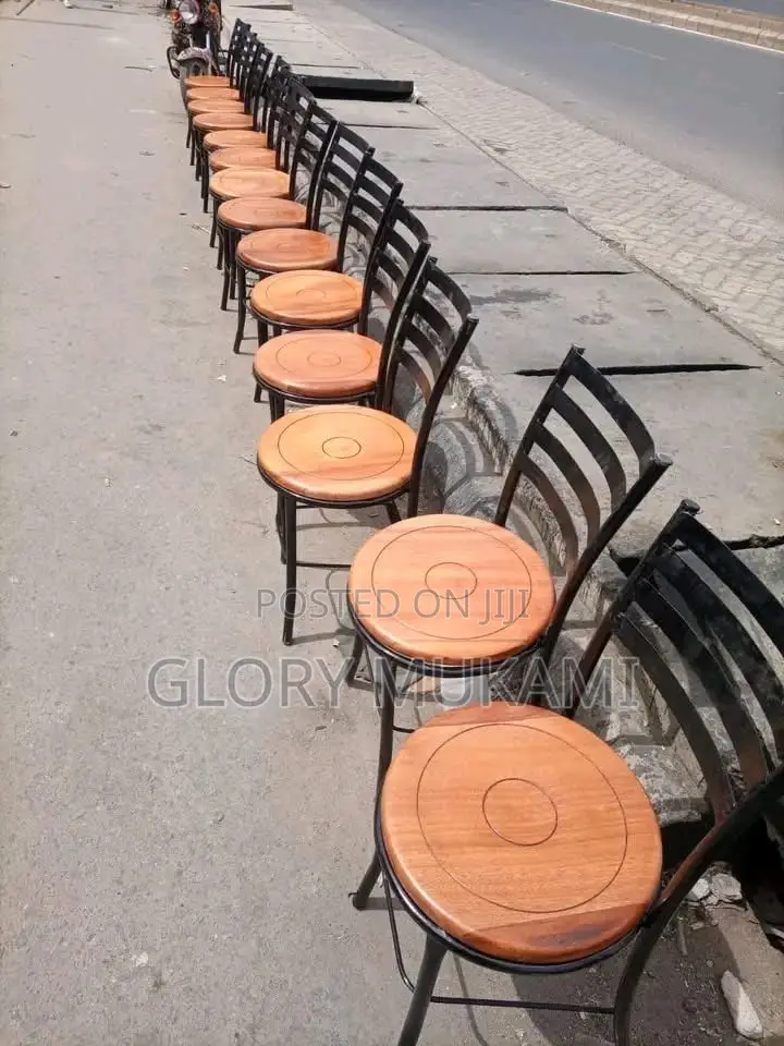 Wooden Mahogany Restaurant Chairs