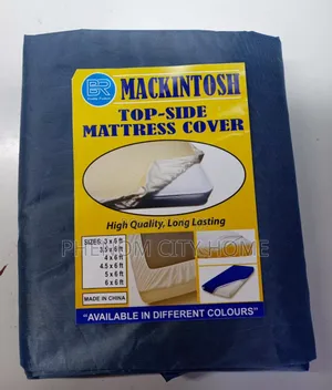 Mackintosh With Elastic