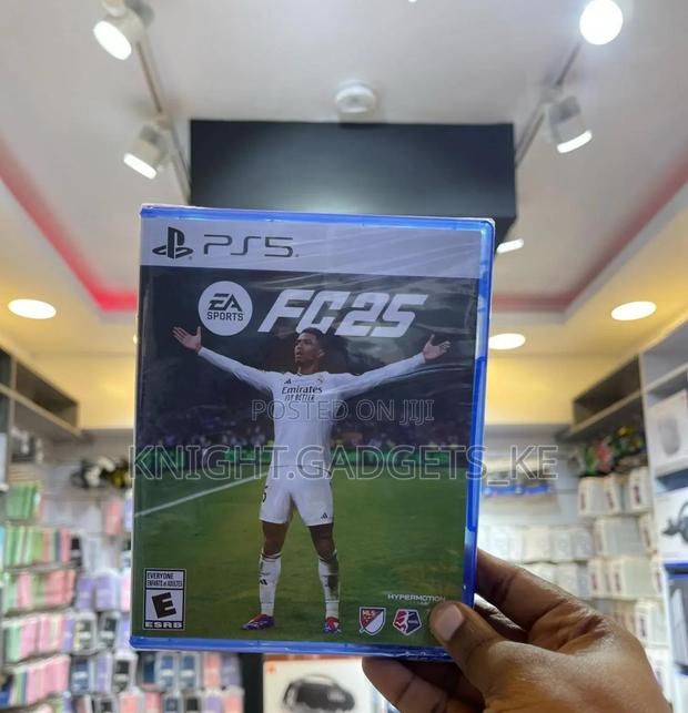 E a Sports F C 25 Playstation Five Soccer Game !