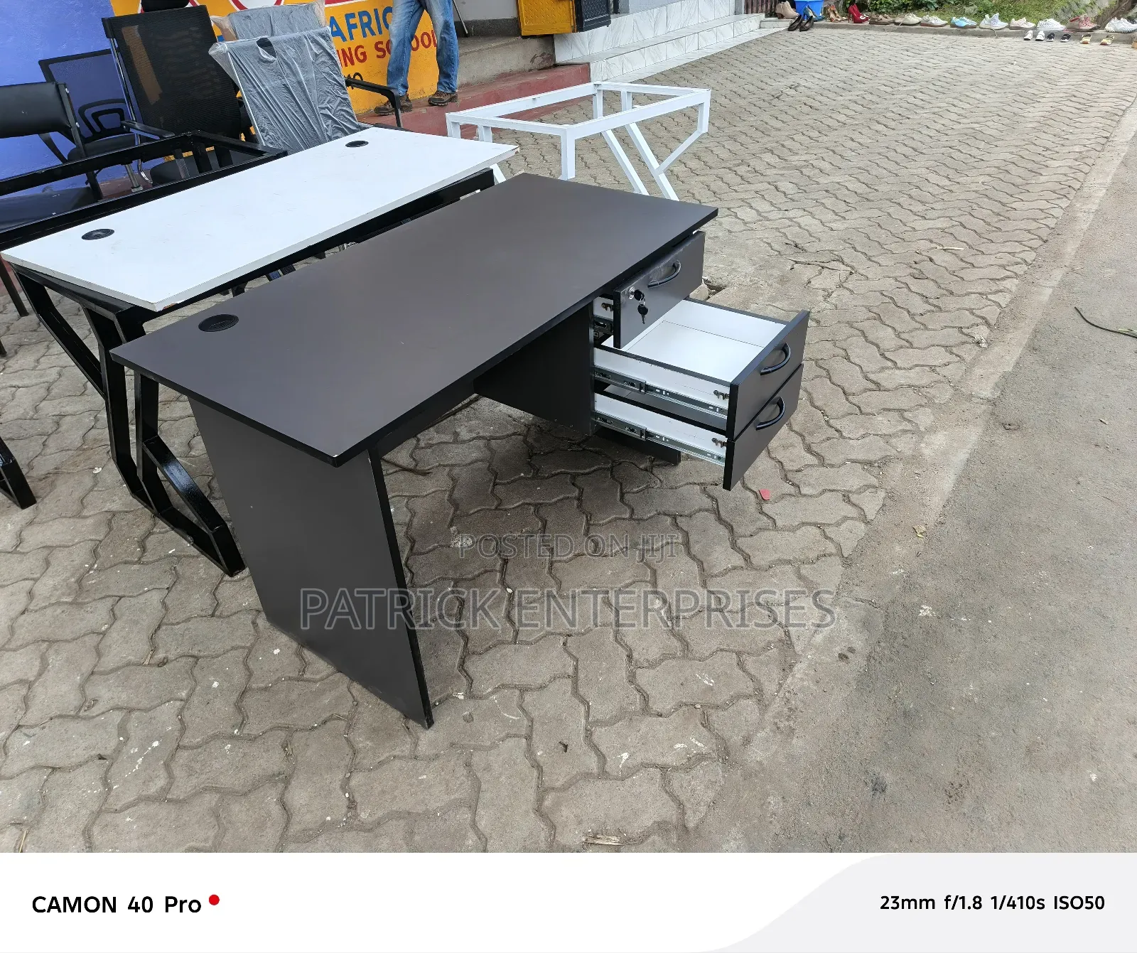1.2 Mtr Office/ Home Study Desk With Hidrolic Runners