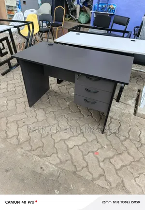 1.2 Mtr Office/ Home Study Desk With Hidrolic Runners