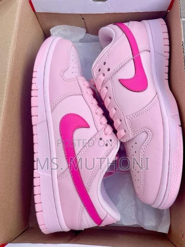 Pink Nike Sb Dunks 36-41 - main view