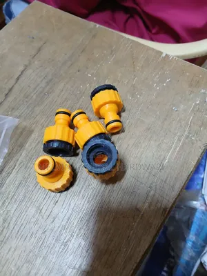 Plastic Female Nozzle 1/2"