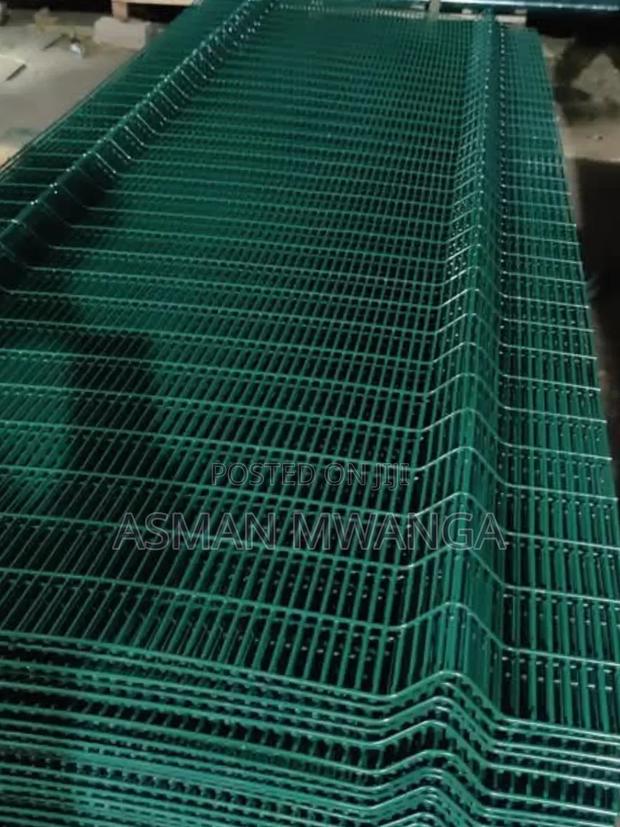Anti-Climb Clear View Fence 30mmx75mm Green - main view