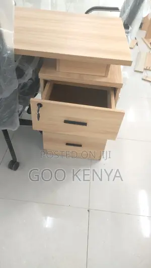 Office Desk; 1.4 Meters Executive Office Desk