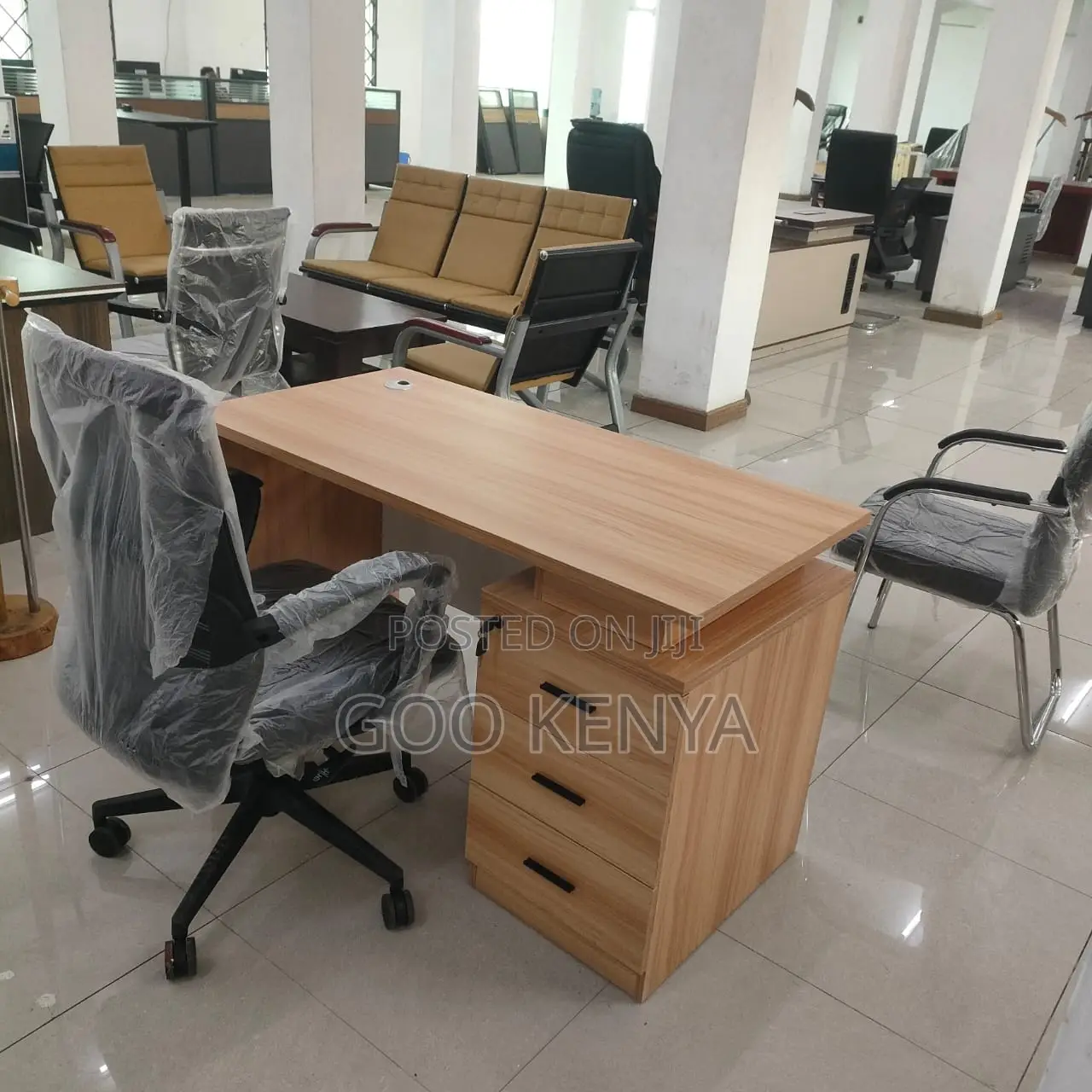 Office Desk; 1.4 Meters Executive Office Desk