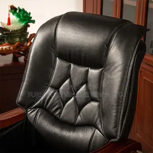 Office Chairs: Luxurious Leather Office Chair for Staff