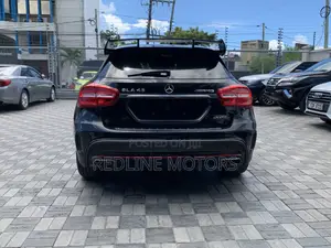 Mercedes-Benz GLA-Class 2016 Matt Black