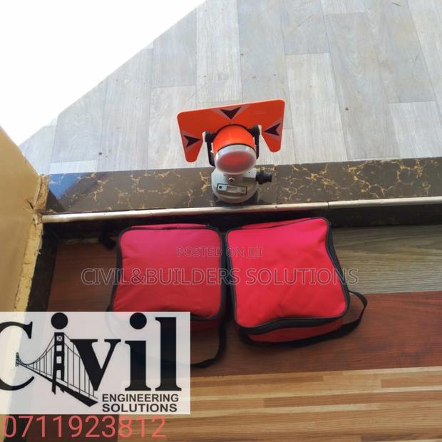 Retro Reflective Prism - main view