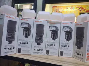 Godox Tt 520 Ii Speedlite With Free Diffuser