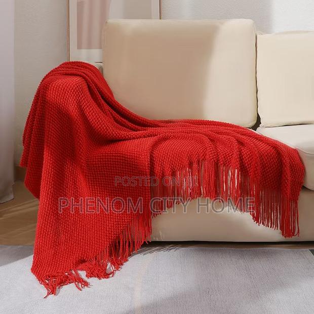 Knitted Fleece Blankets - thumbnail 2