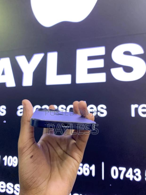 Apple iPhone 15 Pro 256 GB Blue - thumbnail 4