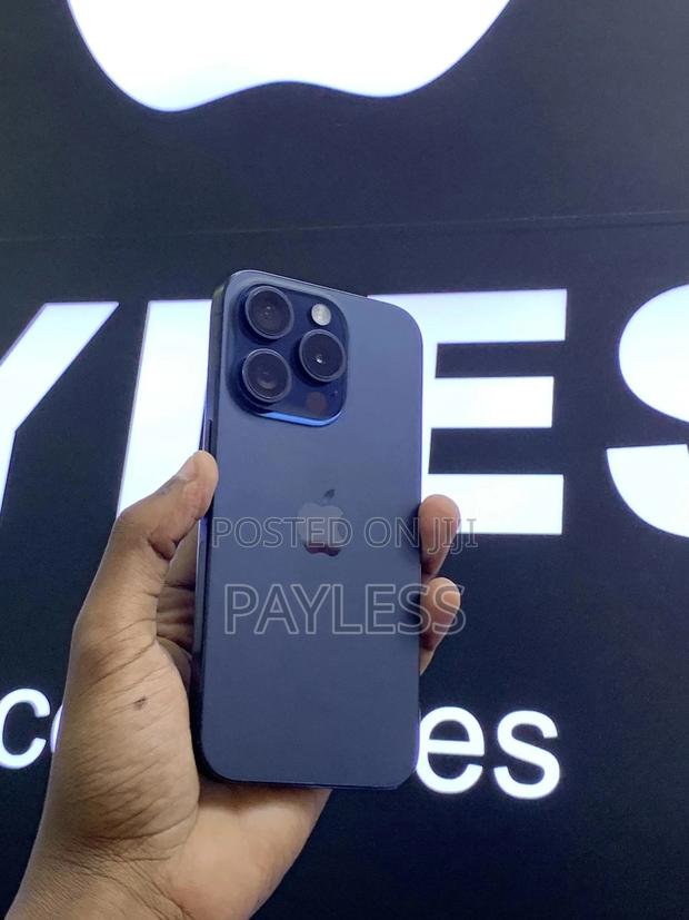 Apple iPhone 15 Pro 256 GB Blue - thumbnail 3