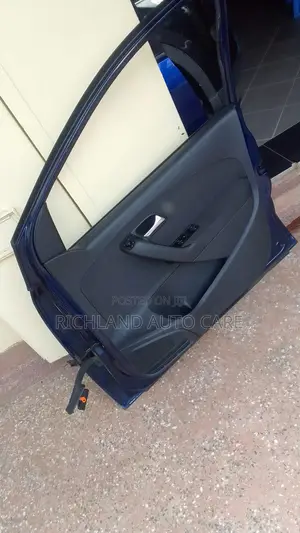 Front Door Polo 6r/6c Right Side