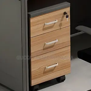 Workstations:4-Way Natural Finish Office Modular Desk Set